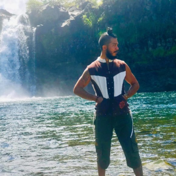 Men’s Flower of Life Embroidered Vest - Picture 3 of 3